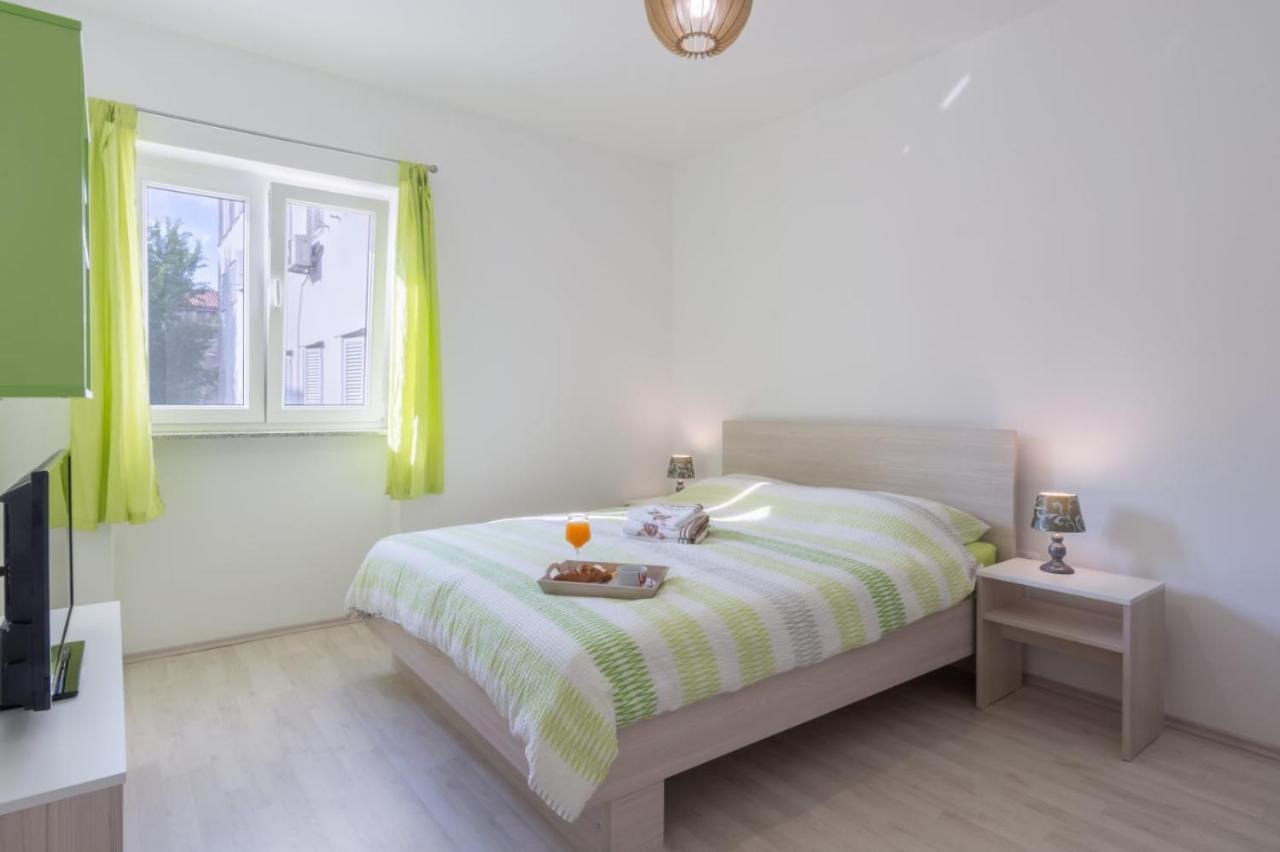 Modern Room Old Town - Задар Екстер'єр фото